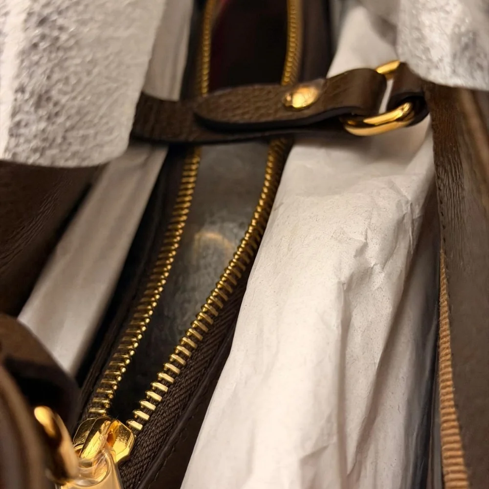 Burberry Medium Bermondsey Tote Ebony Brown | New With Tags | Authentic - Picture 6 of 8